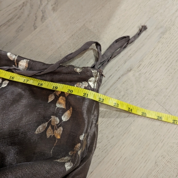 Cbazaar grey organza lehenga with gold accents, sheer dupatta, size 16-18, XL-2X - Picture 5 of 6